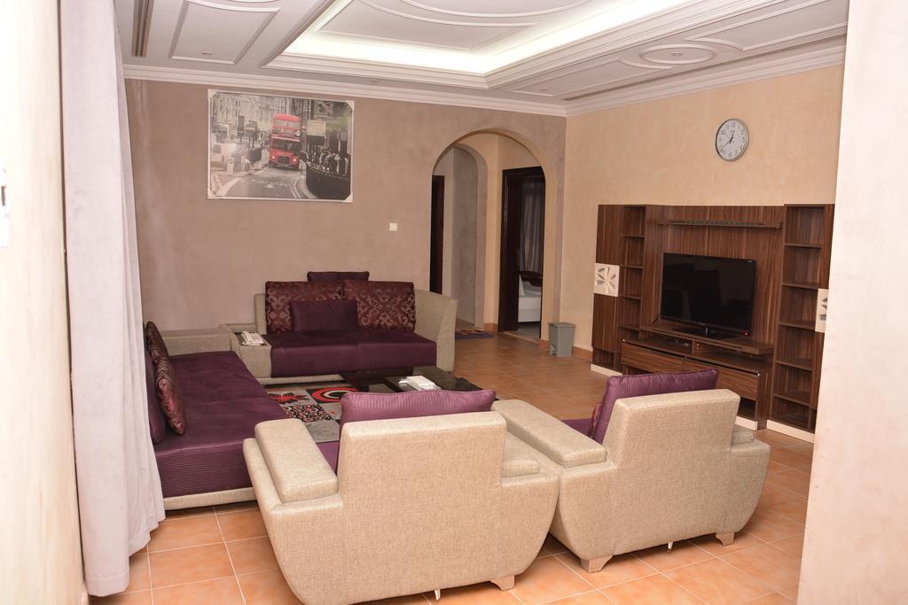 Janadriyah Suites 13 Nadinah 외부 사진