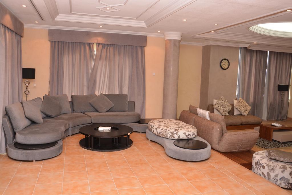Janadriyah Suites 13 Nadinah 외부 사진
