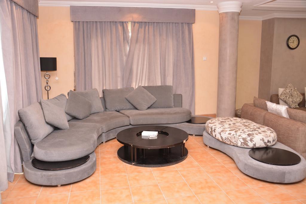 Janadriyah Suites 13 Nadinah 외부 사진