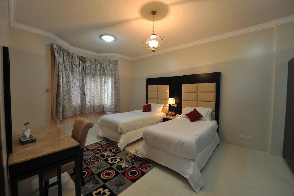 Janadriyah Suites 13 Nadinah 객실 사진