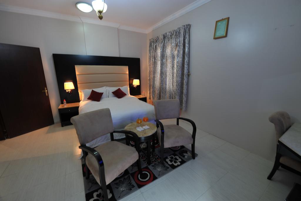 Janadriyah Suites 13 Nadinah 외부 사진